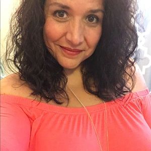 Meet your Posher, Paula